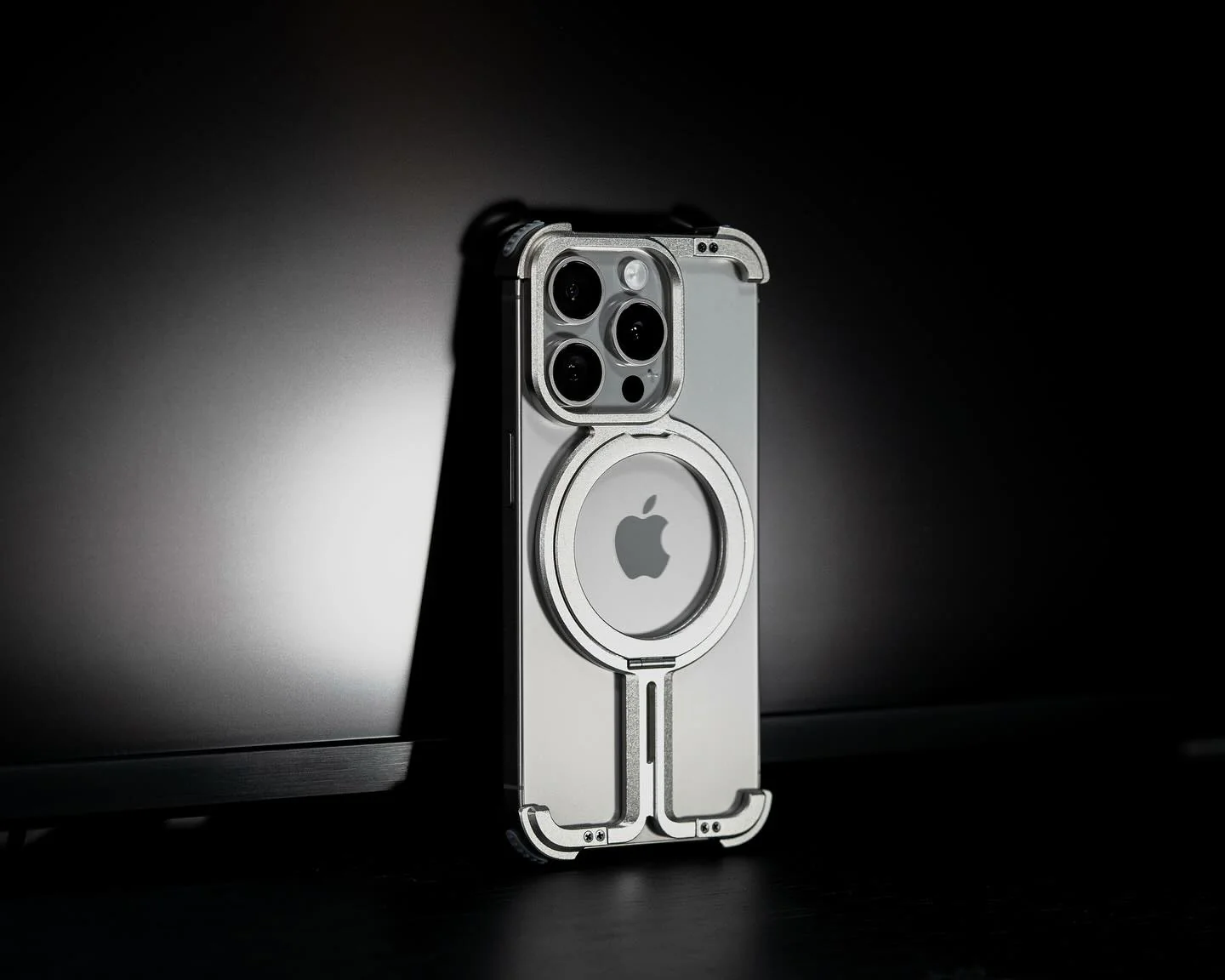 ZEERA Aluminum Alloy MagSafe Kickstand Cooling Case for iPhone & Samsung - Image 12