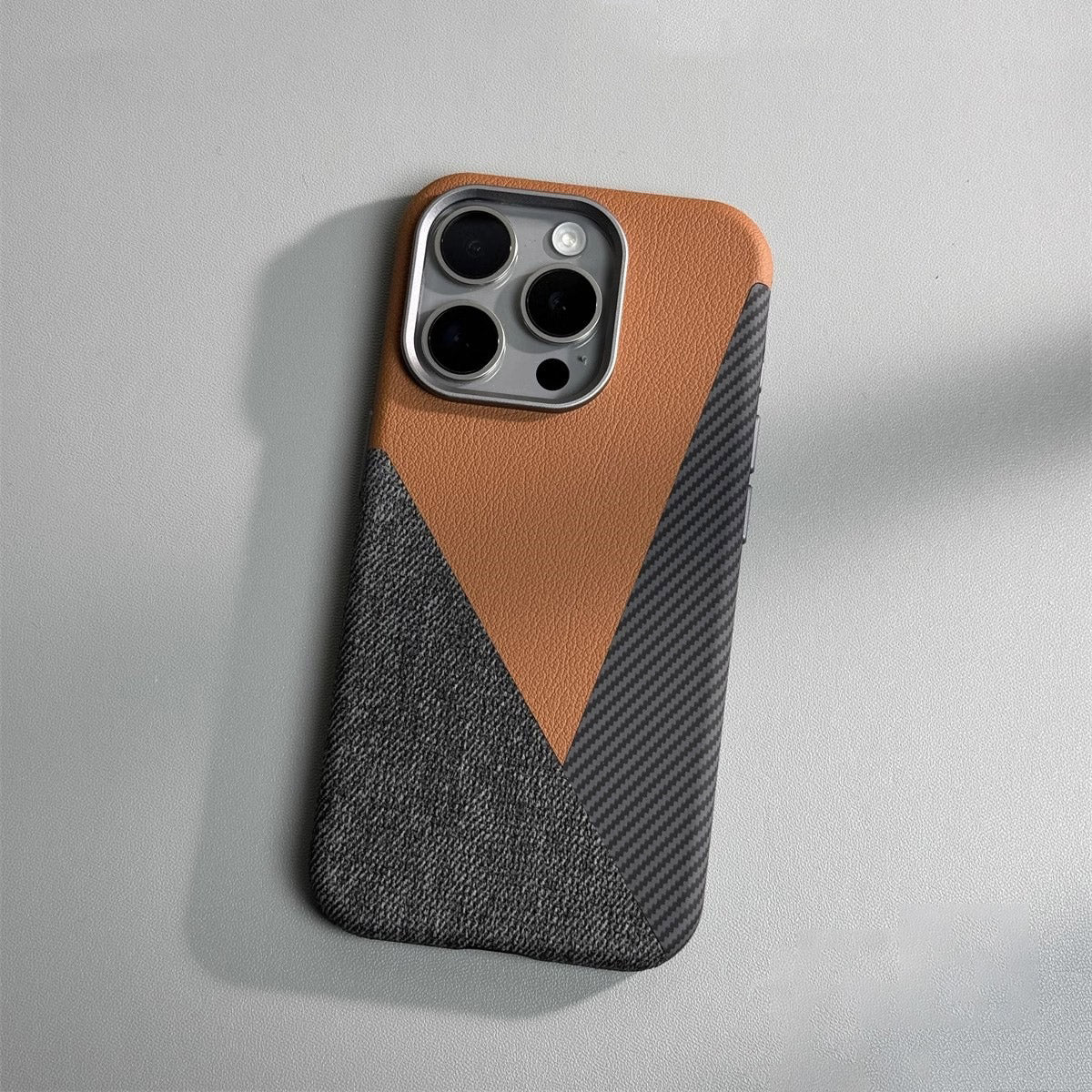 ZEERA MagFusion Pro: The Ultimate MagSafe Case with Leather, Carbon Fiber, and Denim Fusion Texture - Image 6