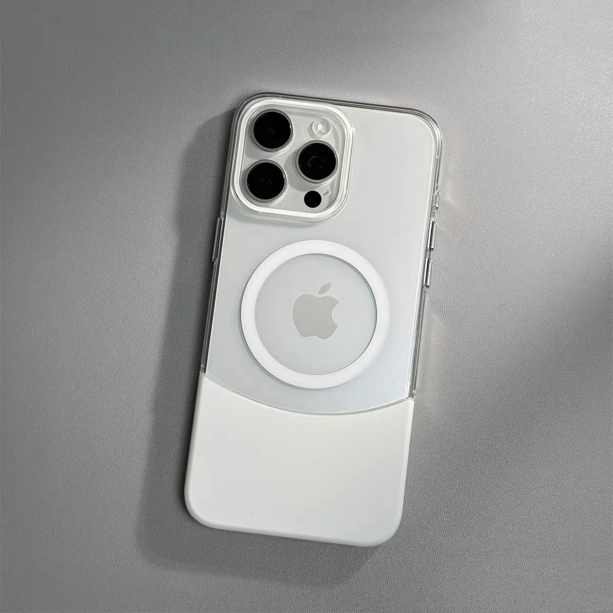 ZEERA MagSplit Pro: The Best Unique Two-Tone Modular MagSafe Case with Transparent Design - Image 5